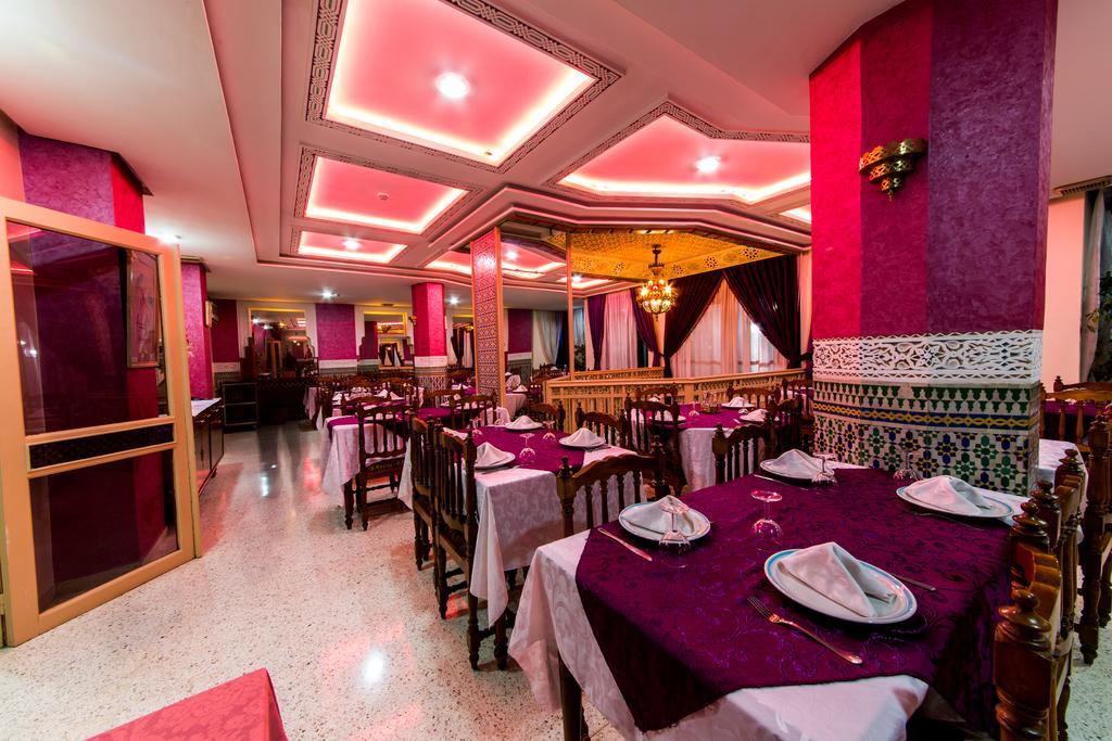 Hotel Akouas Meknès Exteriör bild